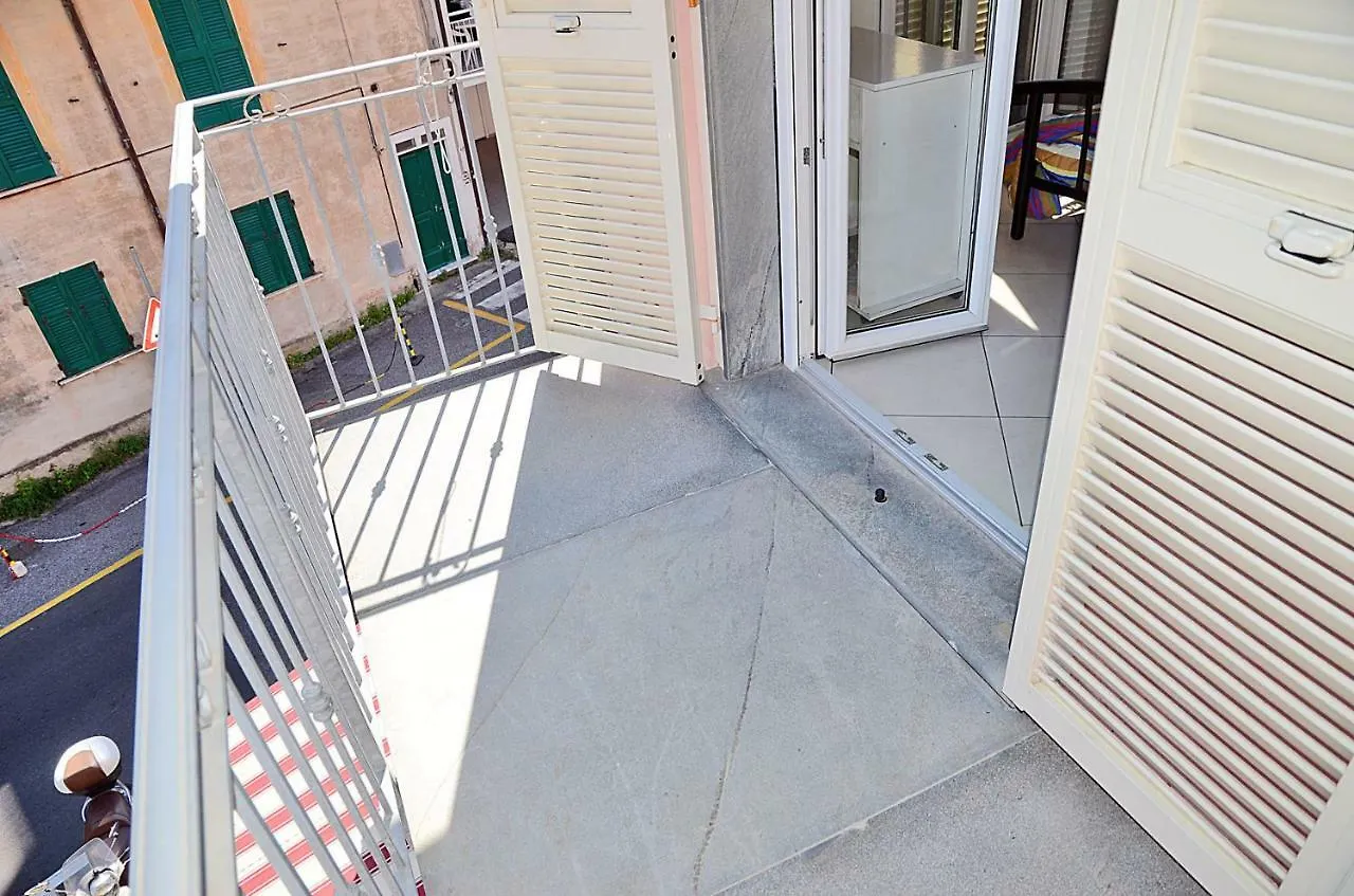 La Casetta Rosa Apartment Lerici 0*,